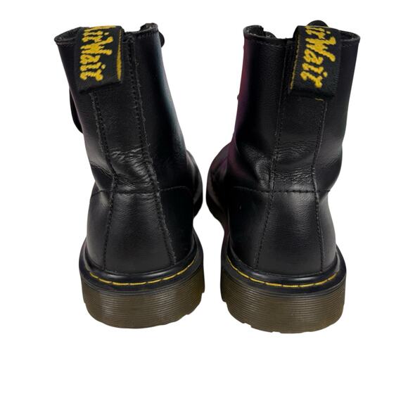 Dr. Martens Women's Black
Luana Combat Boots Size 9 - Picture 5 of 8